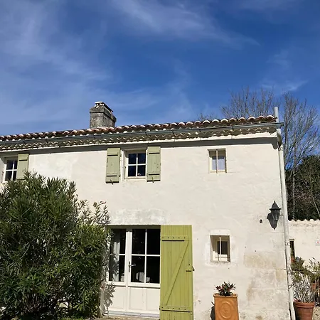 Semesterbostad Avec Piscine Et Grand Jardin *