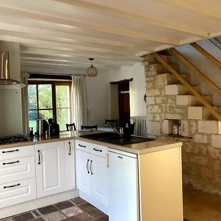 Tatil Evi Avec Piscine Et Grand Jardin *