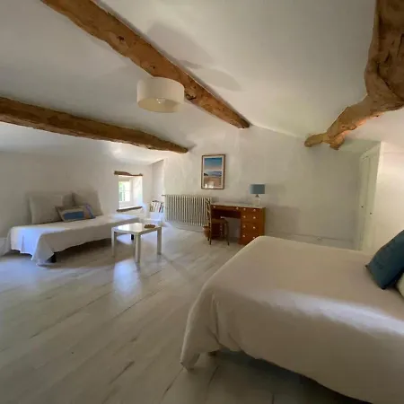 Avec Piscine Et Grand Jardin Saint-Simon-de-Pellouaille