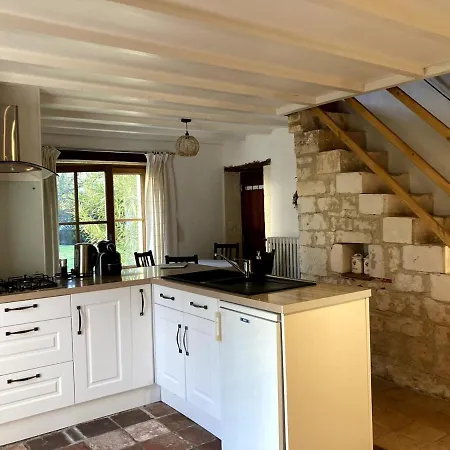 Avec Piscine Et Grand Jardin *